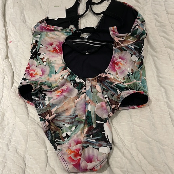 Adi Designs Next Women's Apex Strappy One Piece Swimsuit - Picture 3 of 5